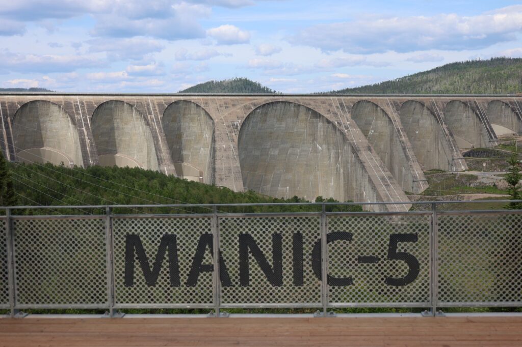 Manic-5 : visiter le barrage Daniel-Johnson